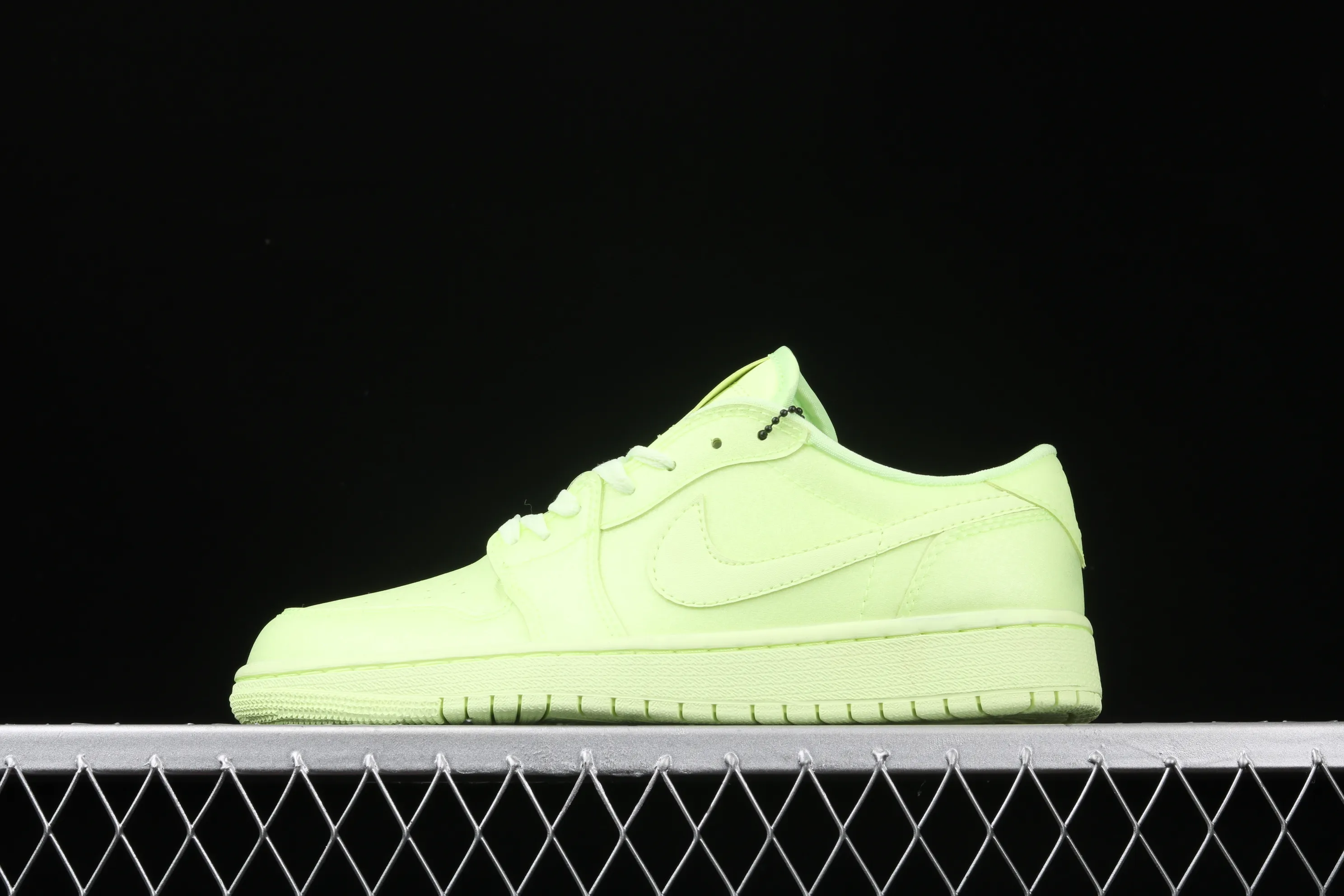 All categories Air Jordan Jordan series basketball shoes Air Jordan 1 Low Air Jordan 1 Ret Hi Prem AJ1 Joe 1 lemon yellow starry low-top basketball shoes CJ7891-700